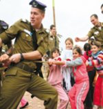 צוערים בשדרות